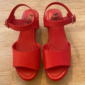 ModCloth vintage look shoes with wooden bottom